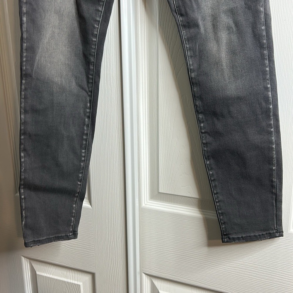 Pistola Skinny Light Distressed Gray Jean 28 New With Tags - Picture 2 of 9